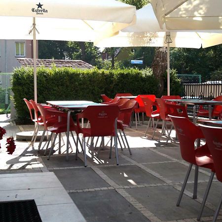 Willa Nest Uniescie Ngoại thất bức ảnh